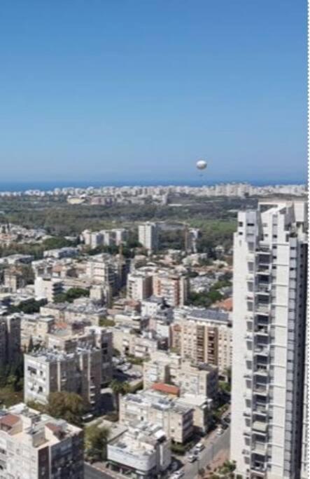 Beautiful Penthouse W/Amazing View, Prime Location Apartment Ramat Gan Exterior photo