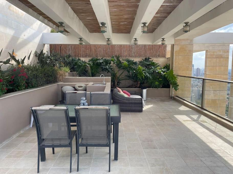 Beautiful Penthouse W/Amazing View, Prime Location Apartment Ramat Gan Exterior photo