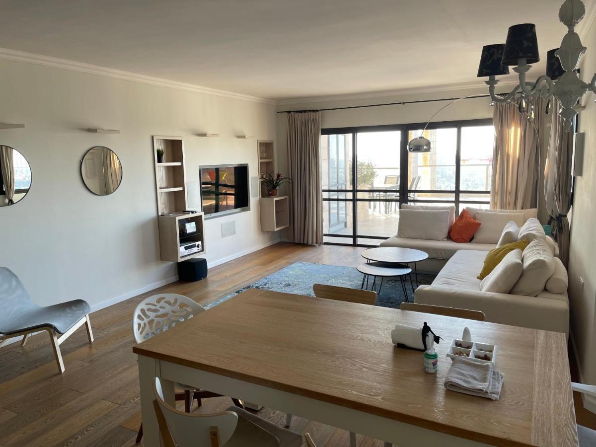 Beautiful Penthouse W/Amazing View, Prime Location Apartment Ramat Gan Exterior photo