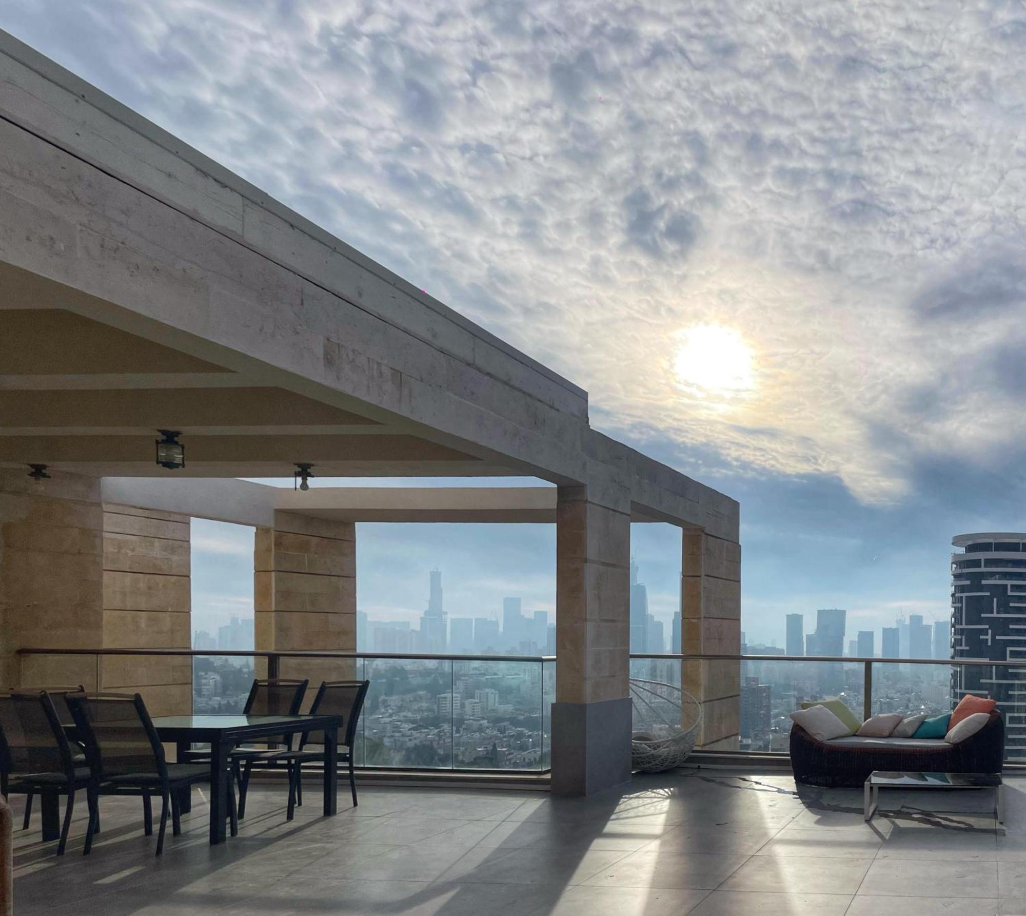 Beautiful Penthouse W/Amazing View, Prime Location Apartment Ramat Gan Exterior photo